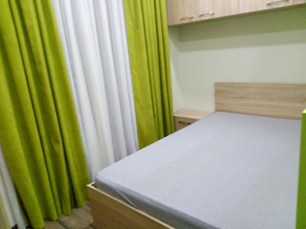 Studio Apartment In Batumi Eksteriør billede